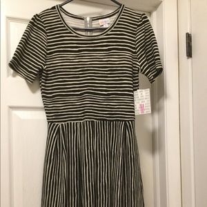 Lularoe Amelia